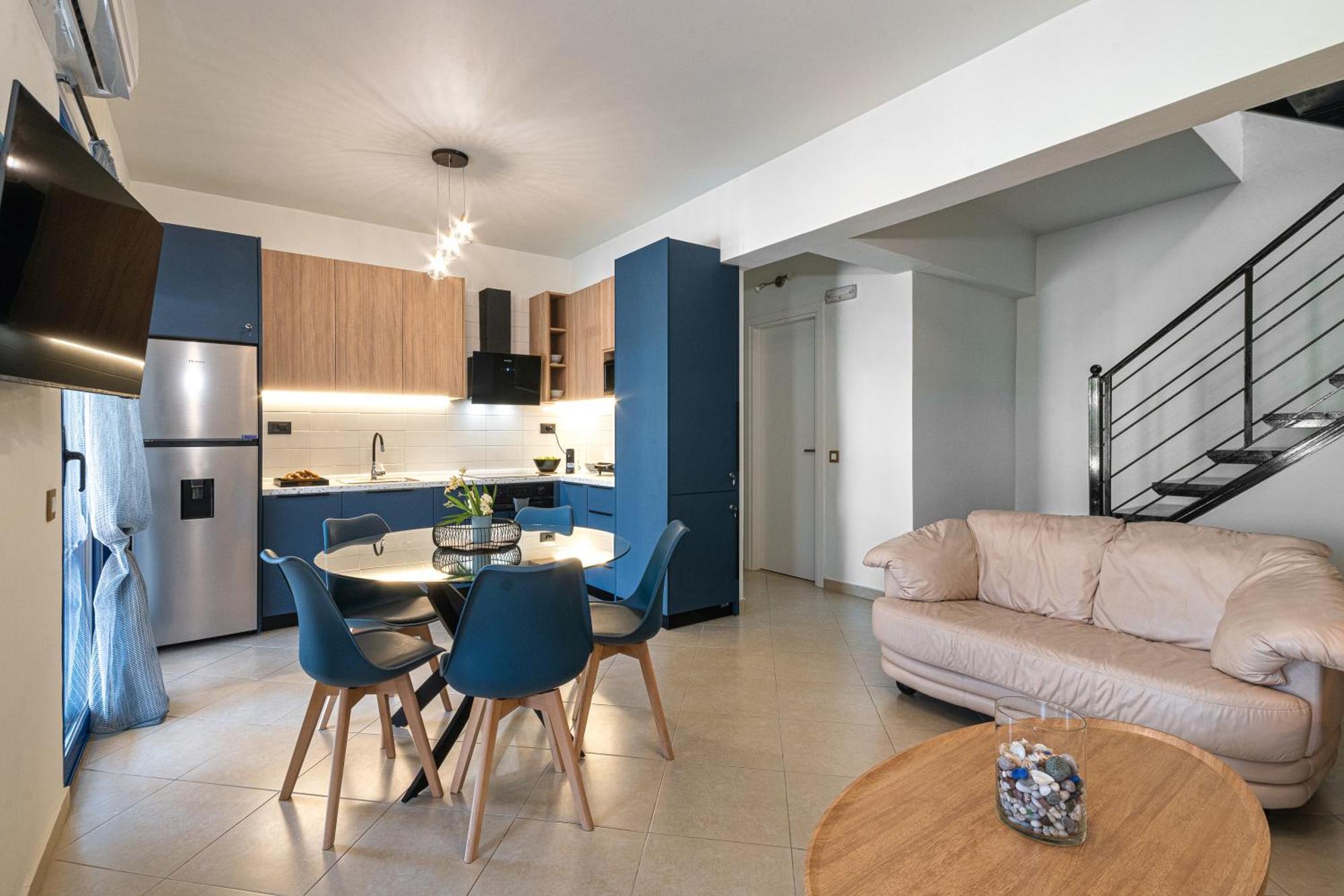 Villa Mariani II - In Lothiarika, Newly Renovated June 2024, Private Pool, Lindos 10 Min, Beach 120M 라도스 외부 사진